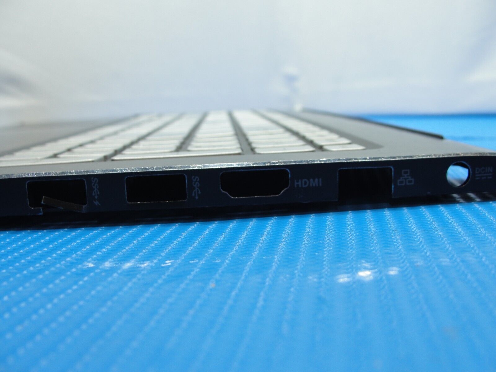 Asus Q502LA-BBI5T15.6 Asus Q502LA-BBI5T15.6
